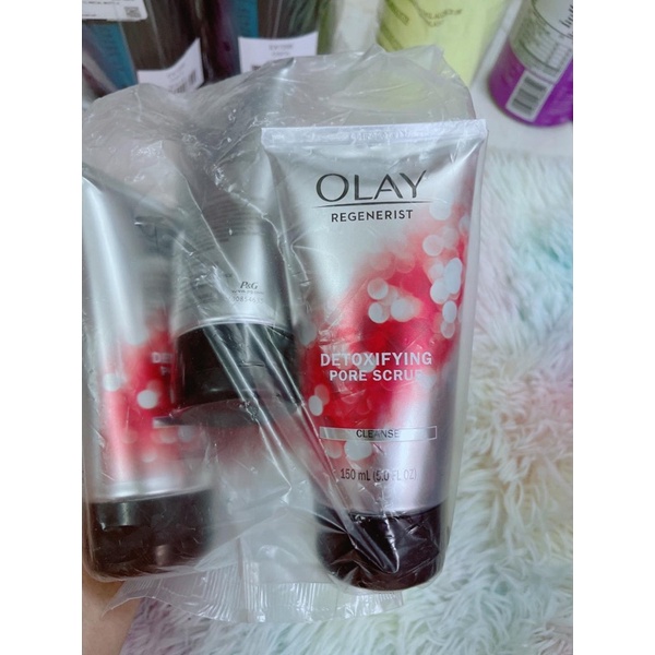 Sữa Rửa Mặt Chống Lão Hóa OLAY Regenerating Cream Cleanser 150ml.