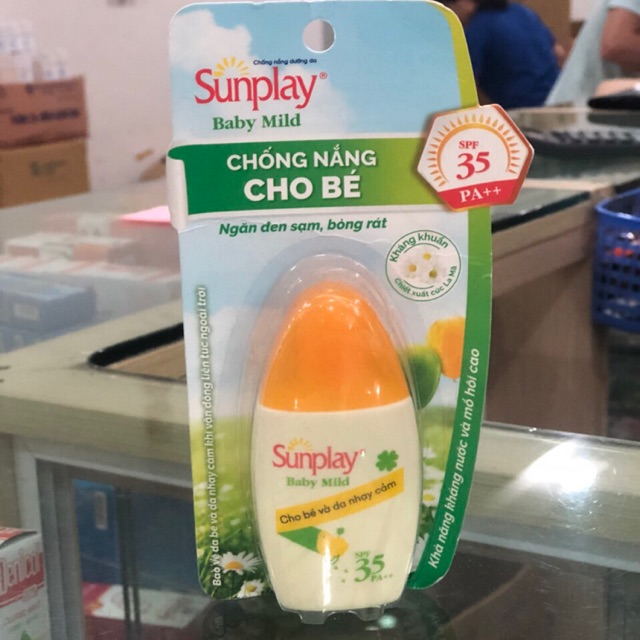 Sunplay Baby Mild SPF35+, PA++: Sữa chống nắng cho bé và da nhạy cảm