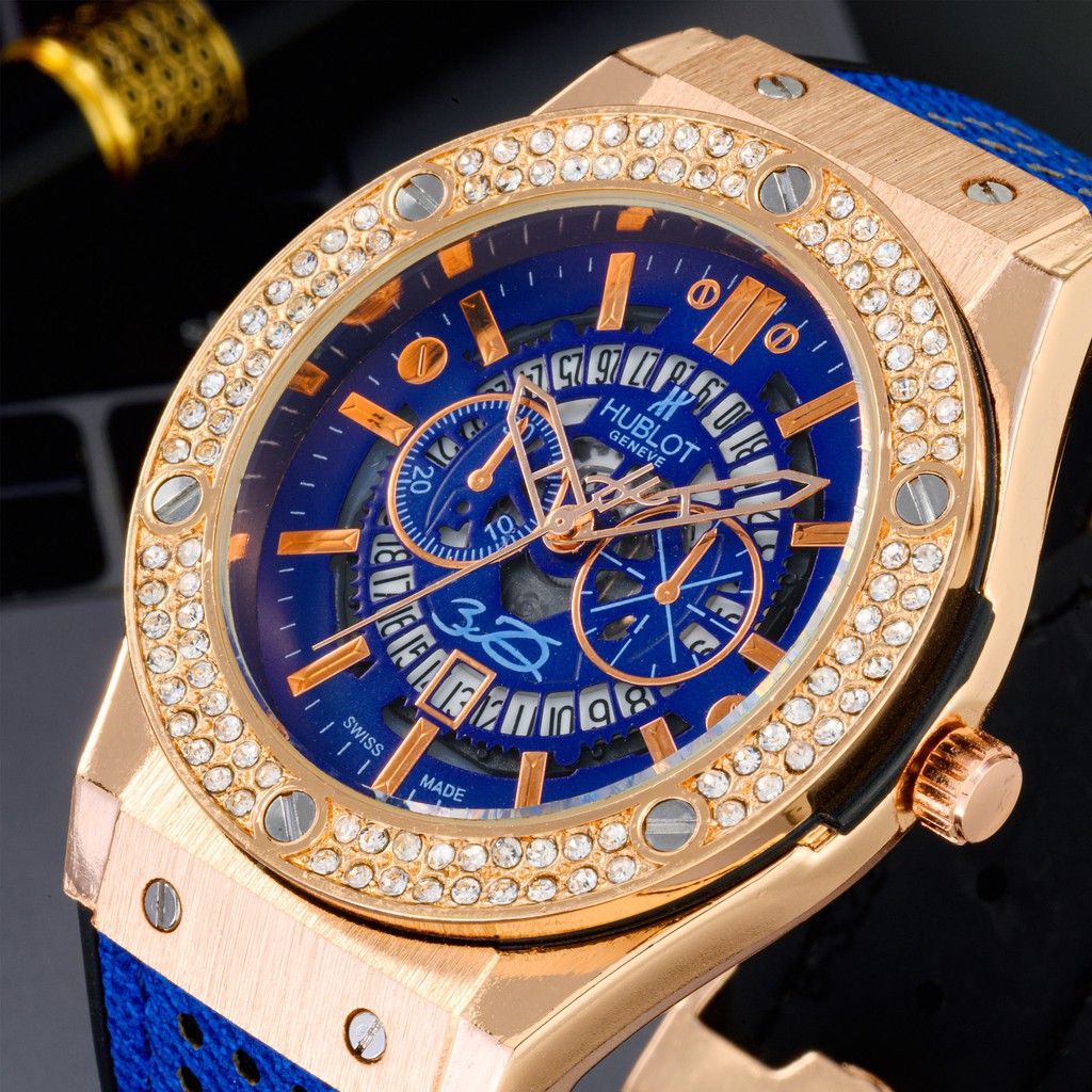 Đồng hồ nam Hublot mặt tròn size 42 máy pin cao cấp dây da chống nước DH204 | BigBuy360 - bigbuy360.vn