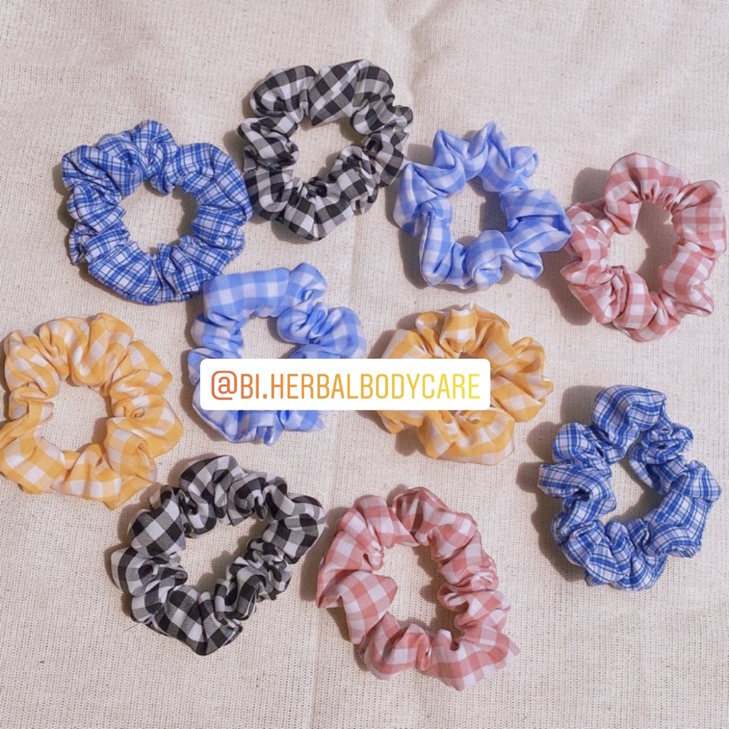 [Hàng thiết kế] Scrunchies cột tóc, buộc tóc hoạ tiết caro đơn giản nhiều màu mini size dành cho bạn nữ handmade