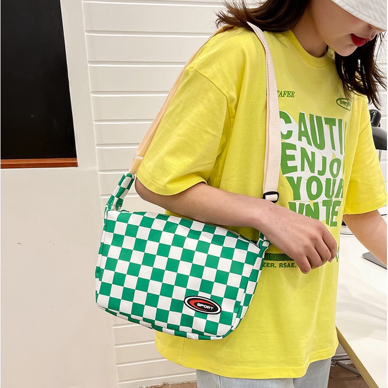 Túi vải đeo chéo học sinh cỡ lớn chất poly chống thấm nước họa tiết Caro Sport cá tính đi chơi đi học đẹp rẻ