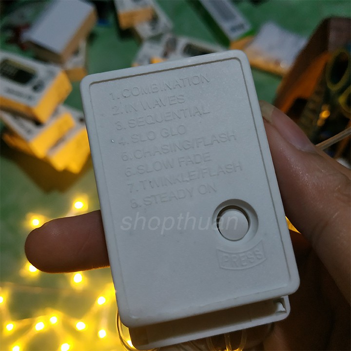 Đèn LED ngôi sao dạng treo rèm cửa dài 3m có 6 ngôi sao lớn, 6 ngôi sao nhỏ