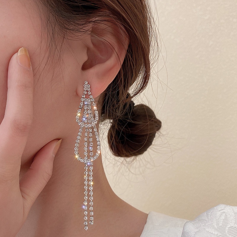 Bông Tai Mạ Bạc 925 Kiểu Tua Rua Cá Tính Dễ Phối Đồ