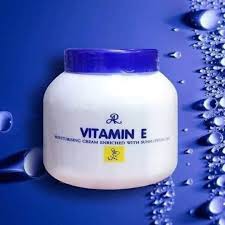 Kem Dưỡng Ẩm Aron VITAMIN E Thái Lan