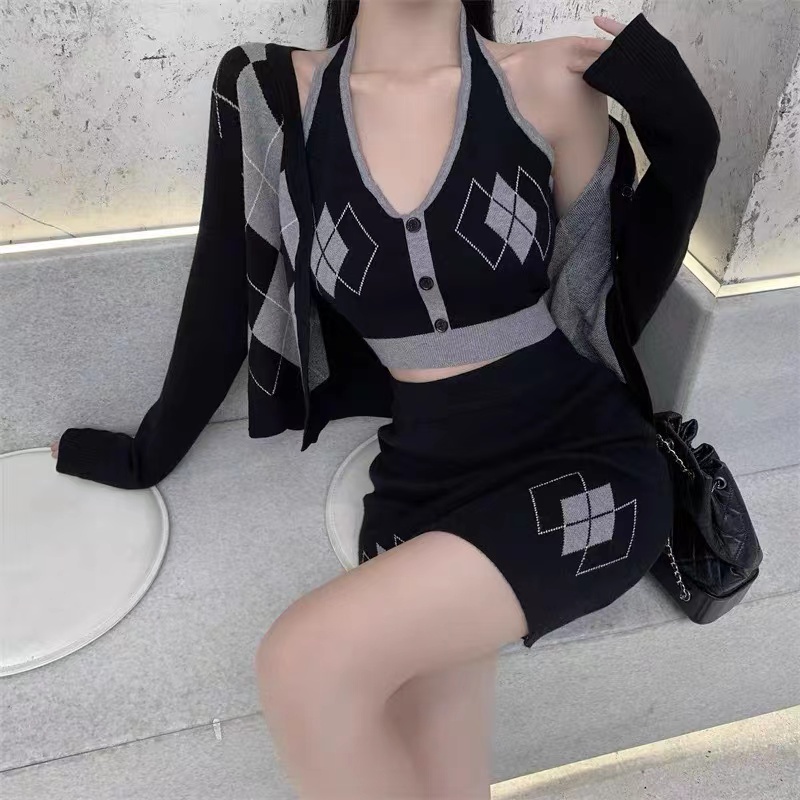 Áo Dệt Kim Sát Nách Dáng Ôm Sọc Ca Rô Màu Sắc Tương Phản Thời Trang Cho Nữ