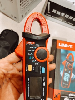 Đồng hồ UT210E