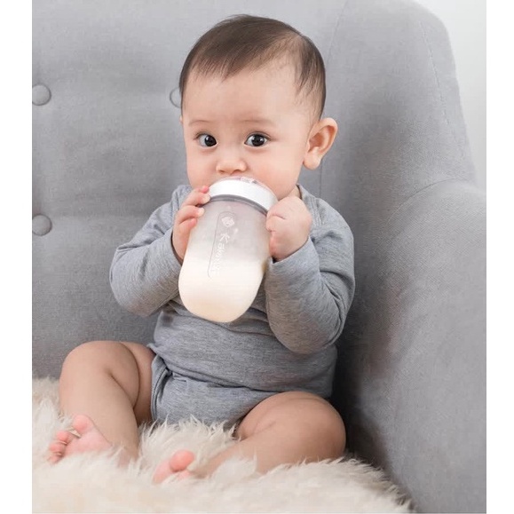 Bình sữa KAMIDI silicon trắng. Núm ti silicone mềm mại giải quyết vấn đề  bé lười ti bình, chỉ thích bú mẹ 150ml- 250ml