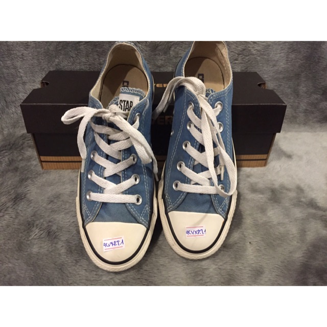 Giày converse cổ thấp màu xanh nhạt size 37