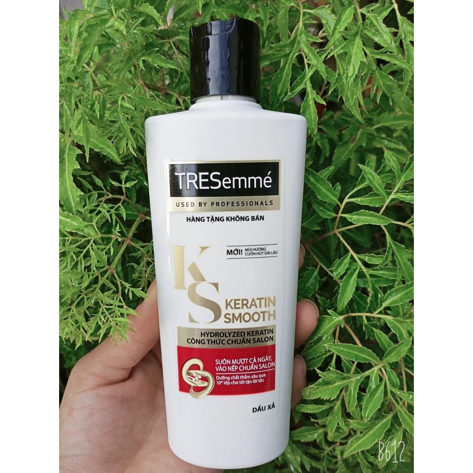 Dầu Xả Tresemmé Keratin Smooth 140g