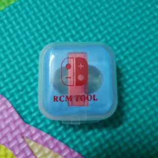 Jig để đưa máy Nintendo Switch vào RCM