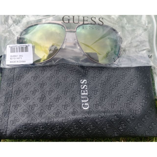 Kính mát nam GUESS