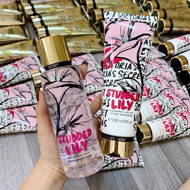 CẶP XỊT THƠM + DƯỠNG THỂ VICTORIA SECRET | BigBuy360 - bigbuy360.vn
