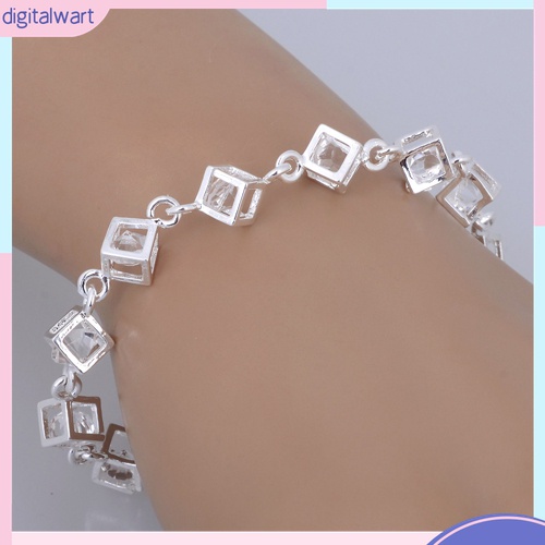 Vòng Tay Mạ Bạc Hình Khối Lập Phương Đính Đá Pha Lê Trong Suốt Thời Trang Cho Nữ