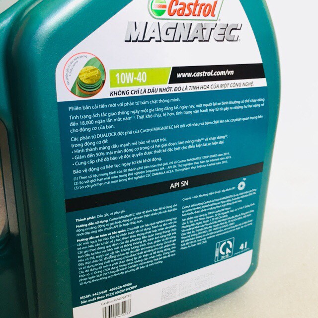 NHỚT CASTROL MAGNATEC 10W-40 4 LÍT Chính Hãng  ( Loại Chạy 10.000 Km )