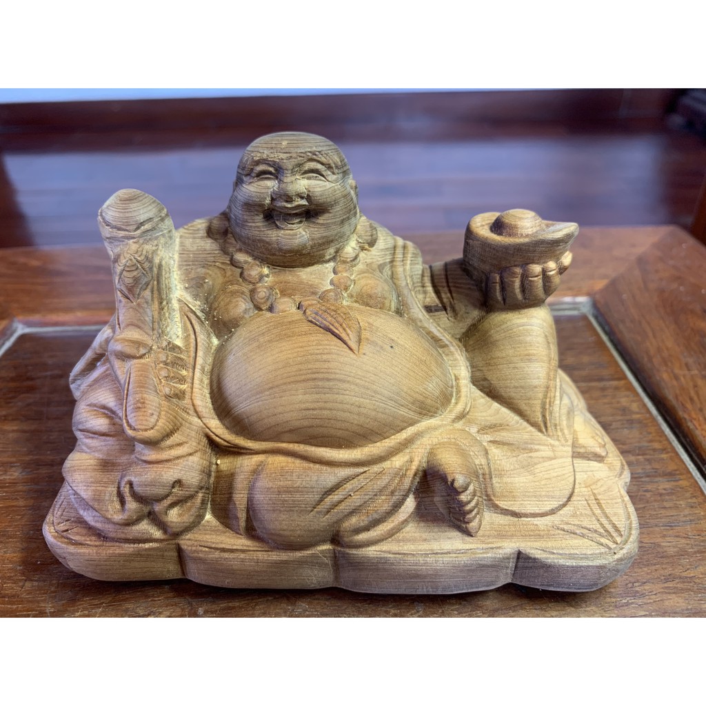 Tượng Phật Di Lặc Gỗ Ngọc Am Thơm Nức để Tapo xe oto, bàn làm việc