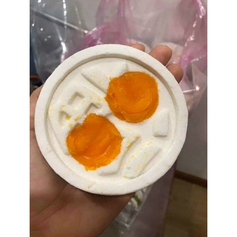65k 500gr set 4 cái Bánh In Trứng Muối