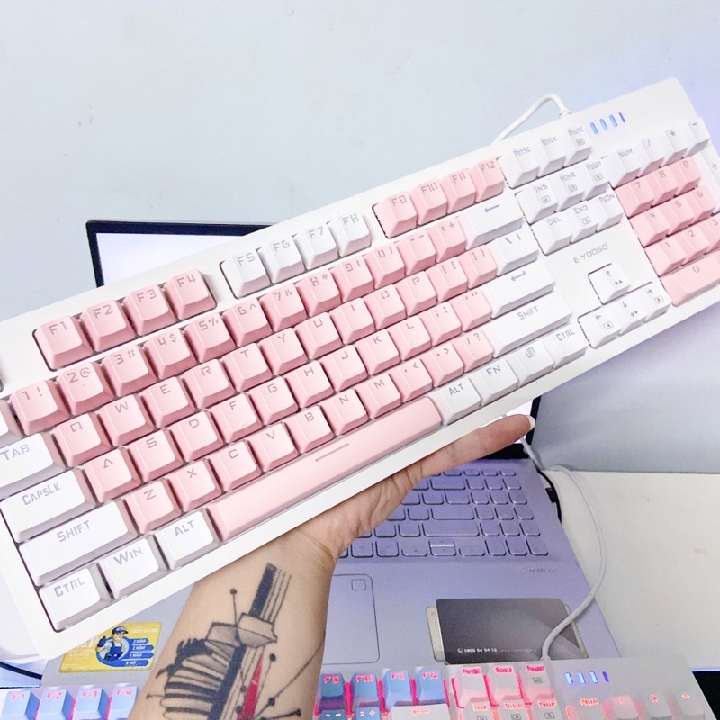 Bàn phím cơ Red Switch HOTSWAP E-yooso K682 - 108 Phím Nhựa Pbt