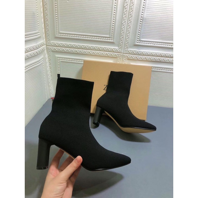 Boot cổ cao zara