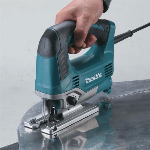 JV0600K Máy cưa lọng 650w Makita