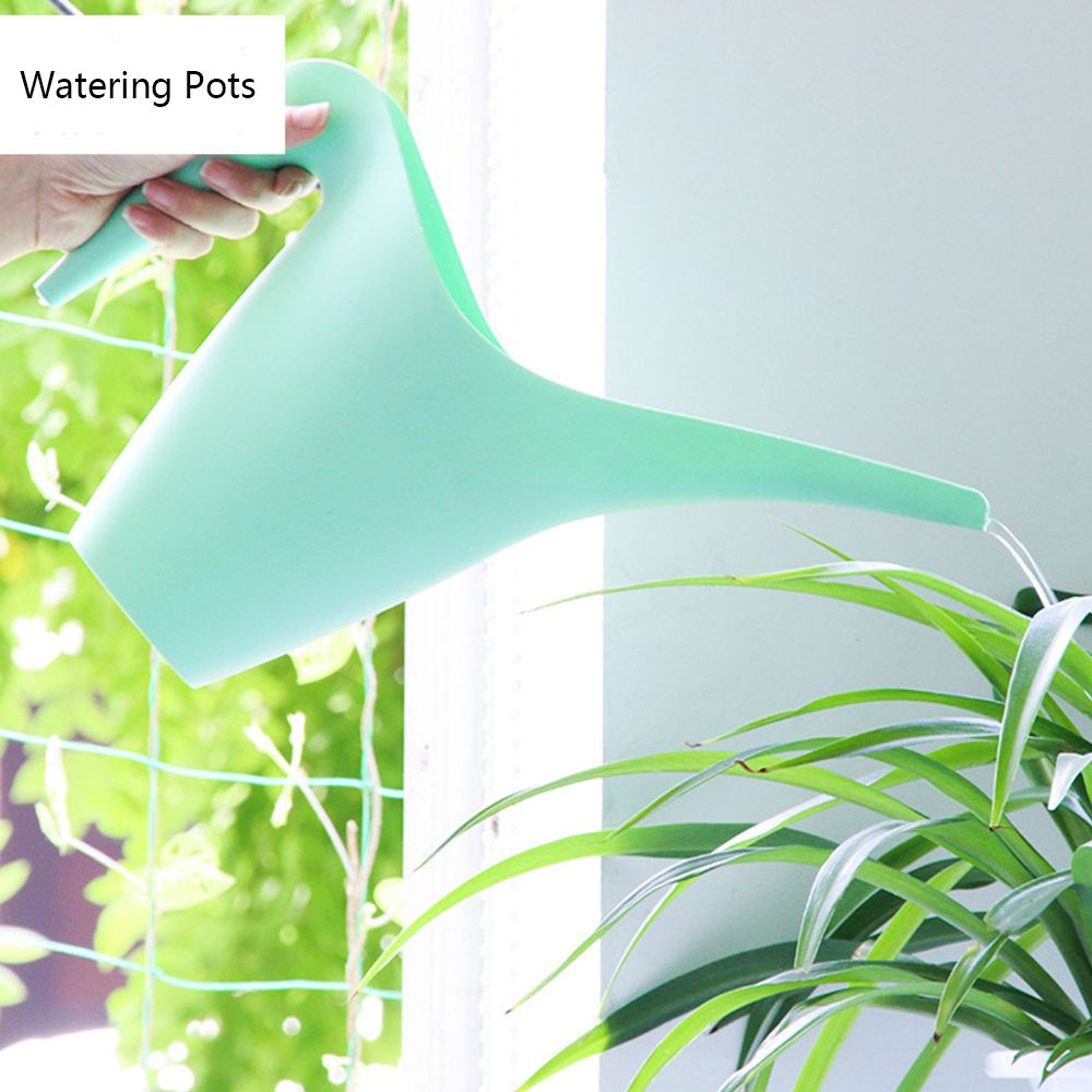 Bình tưới cây dung tích 1L có vòi dài tiện dụng