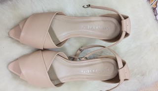 Thanh lý Sandal quai chéo