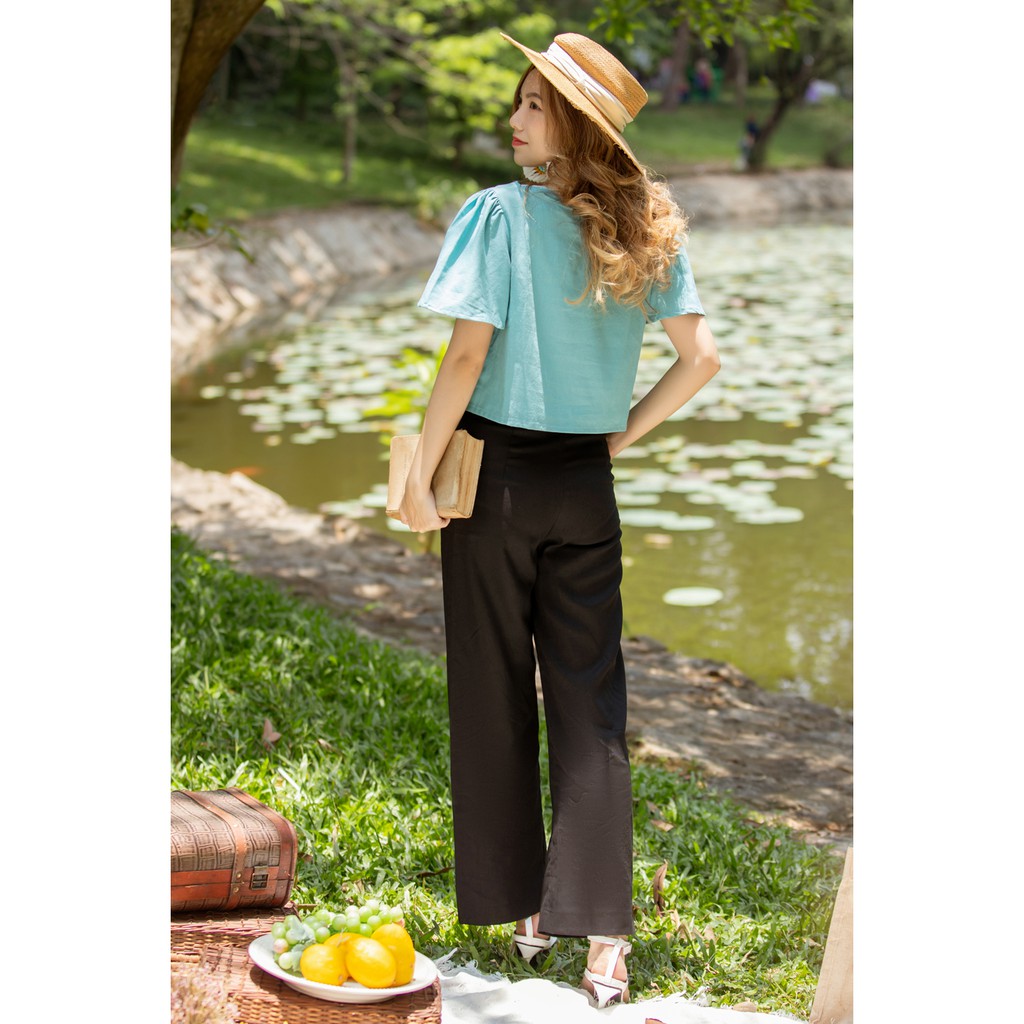 Jenny Le - Áo linen thêu tay chùm cúc họa mi Daisy Top JL162