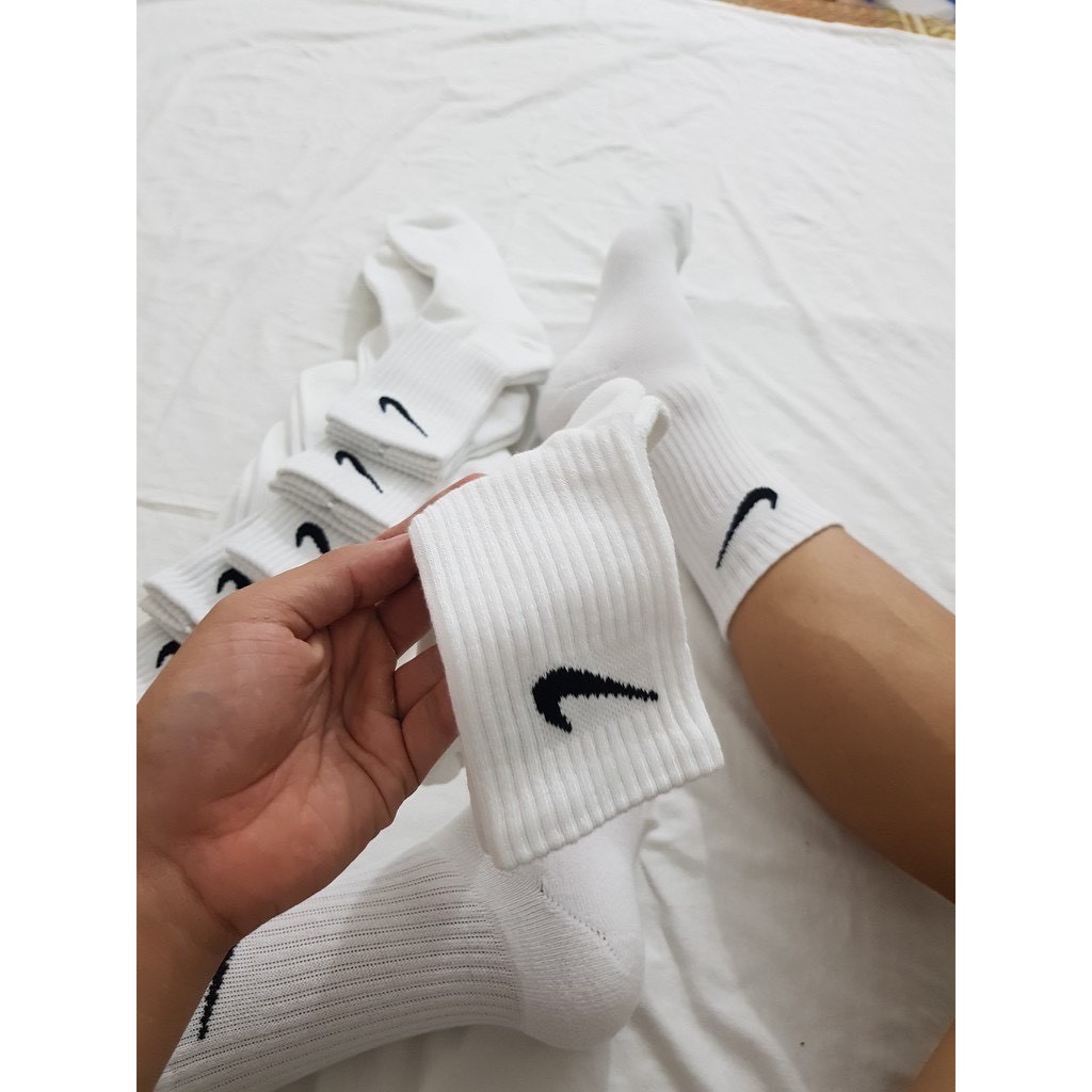 Tất thể thao nike dài cổ cao nam nữ khử mùi vải cotton, logo thêu dệt kim cao cấp hàn quốc The Seven Socks