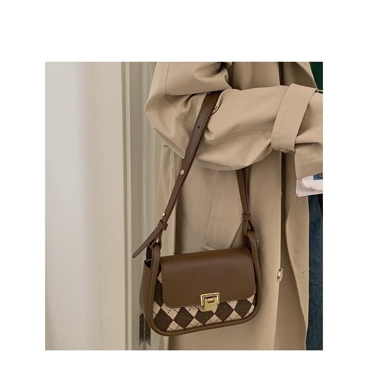 Túi xách da đeo vai, đeo chéo thời trang giá rẻ T02, Ảnh khách cuối cùng