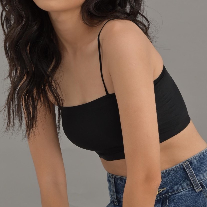[Mã WASKT410K giảm 10K đơn 50K] ÁO CROPTOP HAI DÂY TRƠN CHUBBIE hai màu trắng/ đen - SMOOTHIE CROPTOP | BigBuy360 - bigbuy360.vn