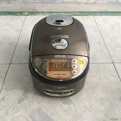 nồi cơm điện zojirushi Ai 1,8 lít - nồi cơm điện 1,8 lít - Tặng kèm cục đổi nguồn điện trong nhà