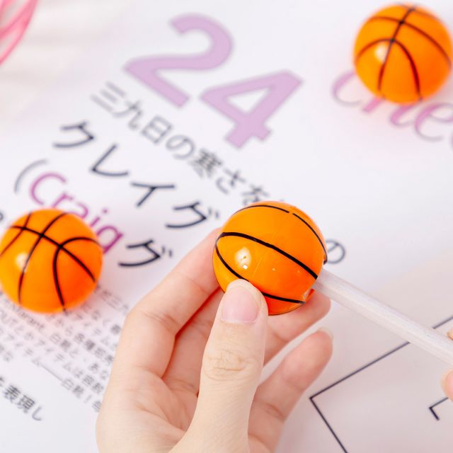 Đồ chuốt hình quả bóng rổ