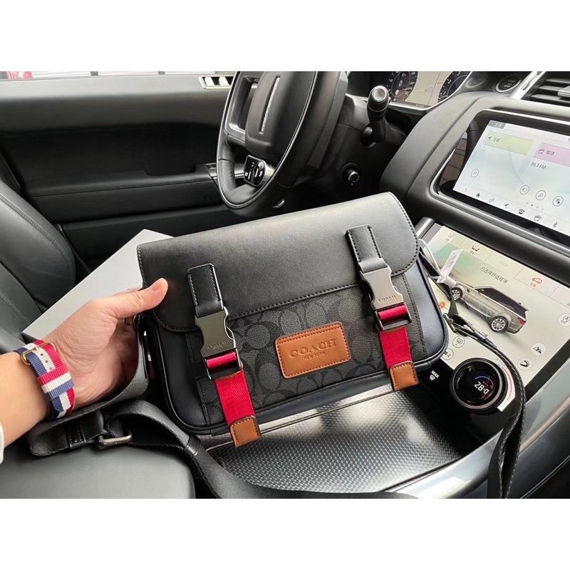 Túi đeo chéo COACH cao cấp 2022