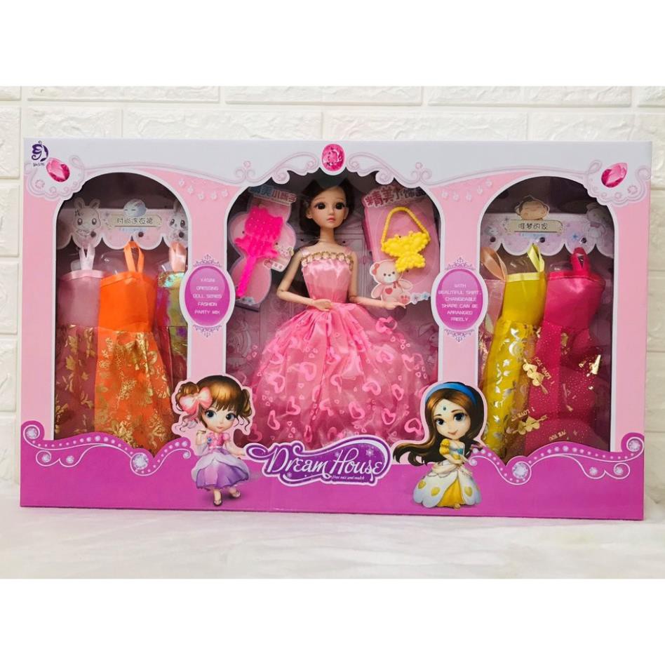 HỘP BÚP BÊ BARBIE CÙNG BỘ SƯU TẬP VÁY DẠ HỘI