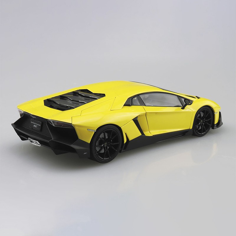 Mô hình lắp ráp ô tô Model Car Lamborghini Aventador 50° Anniversario 1/24 Aoshima