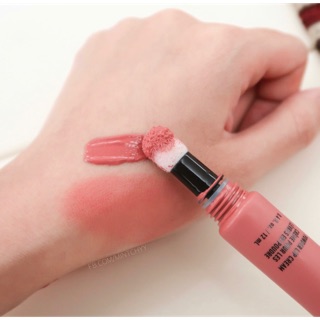 Son kem lì Nyx Powder Puff Lippie Best Buds