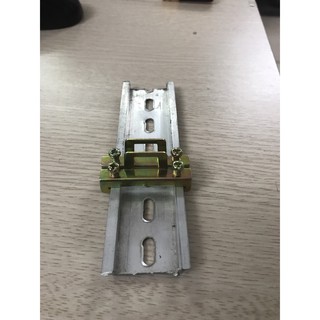 Chặn cầu đấu Domino bằng sắt