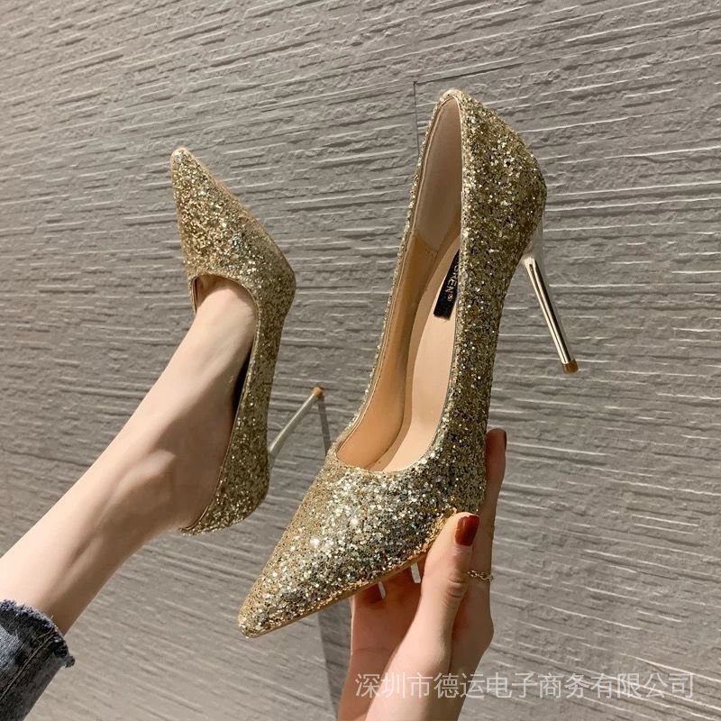 Giày Sandal Đính Kim Sa Phong Cách Trung Hoa Mới 2022 Cho Cô Dâu