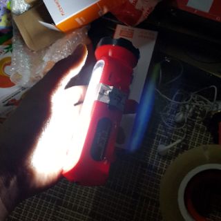 Đèn led sạc pin