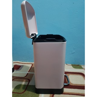 Thùng rác Lock&Lock hình vuông 6L,12L,15L