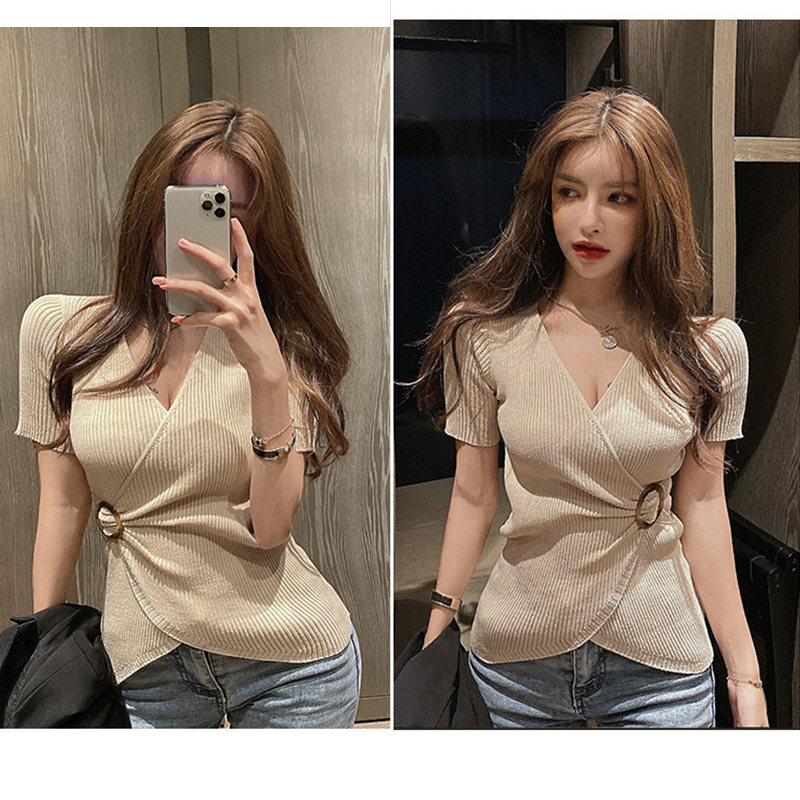 Áo Nữ Tay Ngắn Cổ Chữ V Thời Trang Quyến Rũ