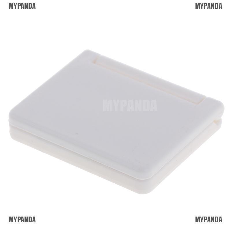 Mô hình máy tính sáng tạo cho nhà búp bê