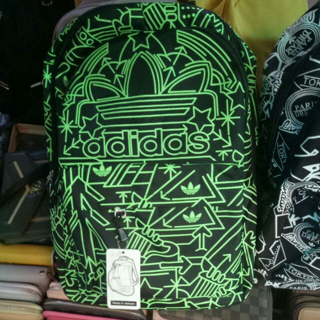Balo adidas (ảnh Shop tự chụp)