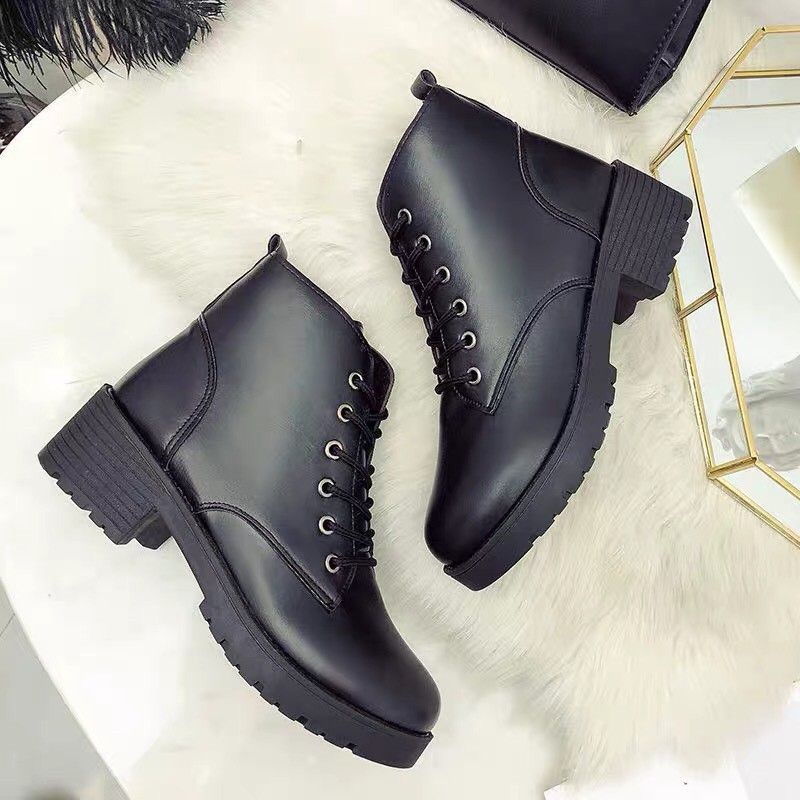 Boot Nữ Dây Thời Trang Full Đen Cổ Thấp Độn Đế 3cm