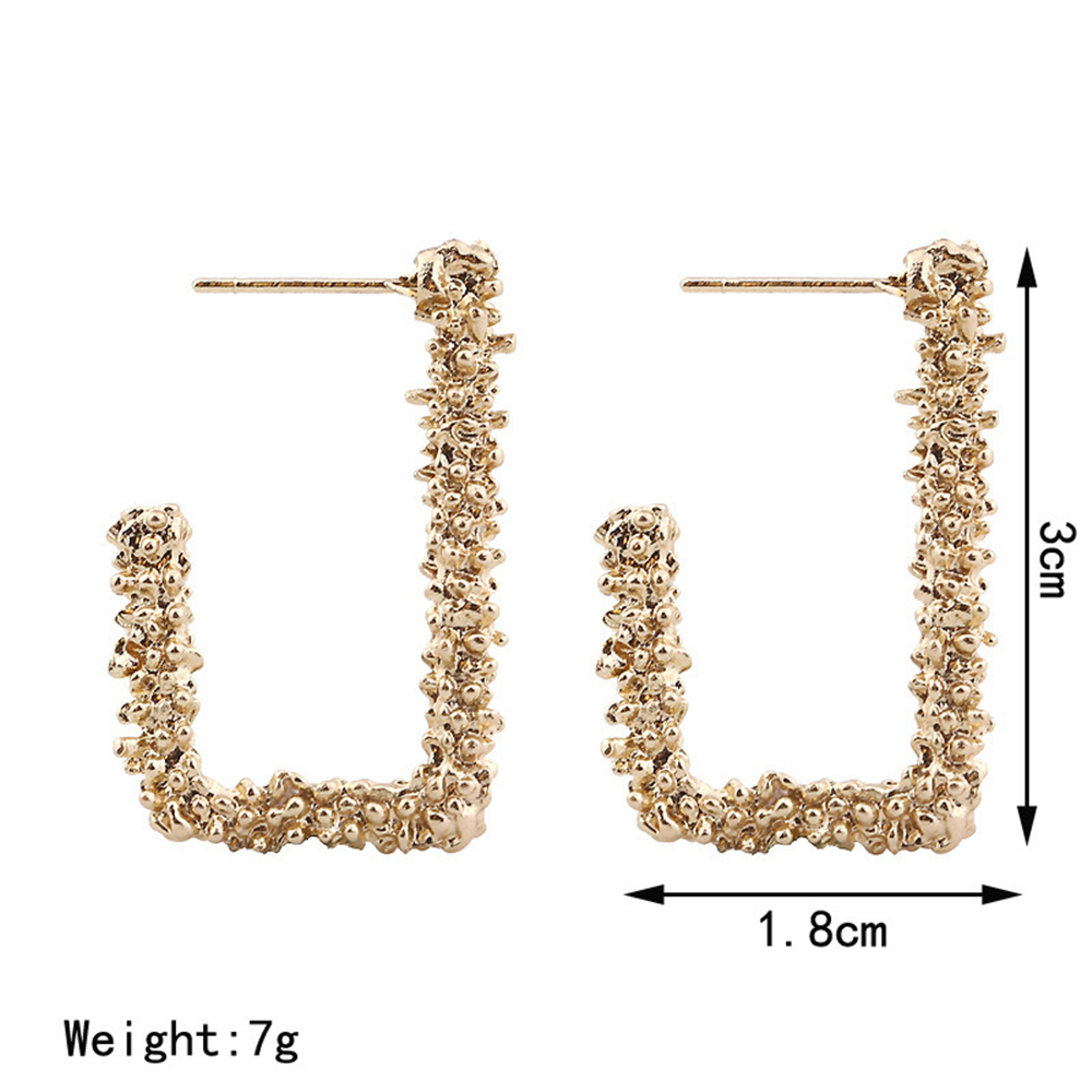 Đôi Bông Tai Chữ C Đính Đá Phong Cách Gothic