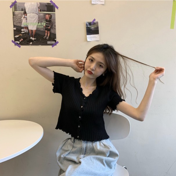 Áo Croptop Nữ Ngắn Tay Cổ chữ V GenY - Áo Kiểu Nữ Ôm Nút Giả Nhiều Màu Chất Thun Gân Mềm Mịn CR-V2 | BigBuy360 - bigbuy360.vn