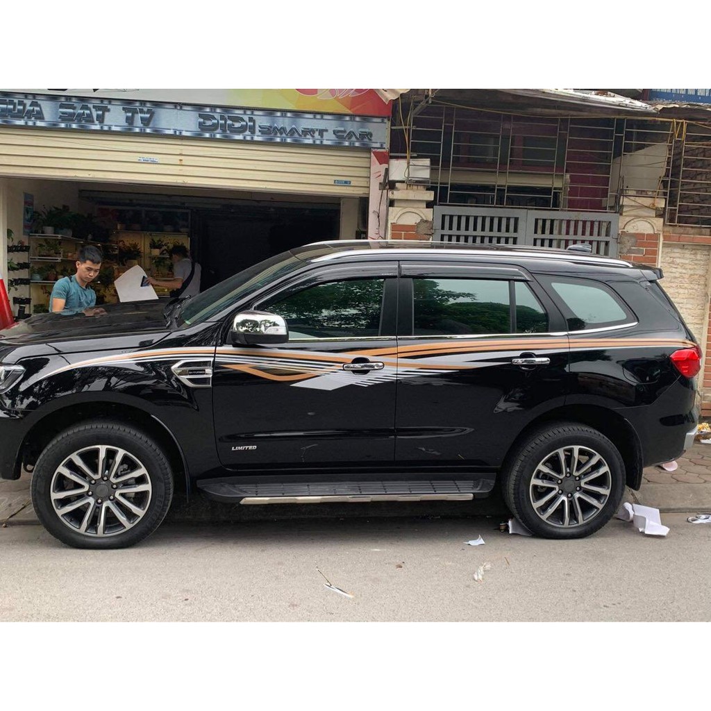 Tem thể thao xe Fortuner