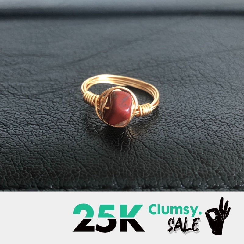 CLUMSY SALE 2 - Nhẫn đá handmade tự nhiên dây vàng đồng