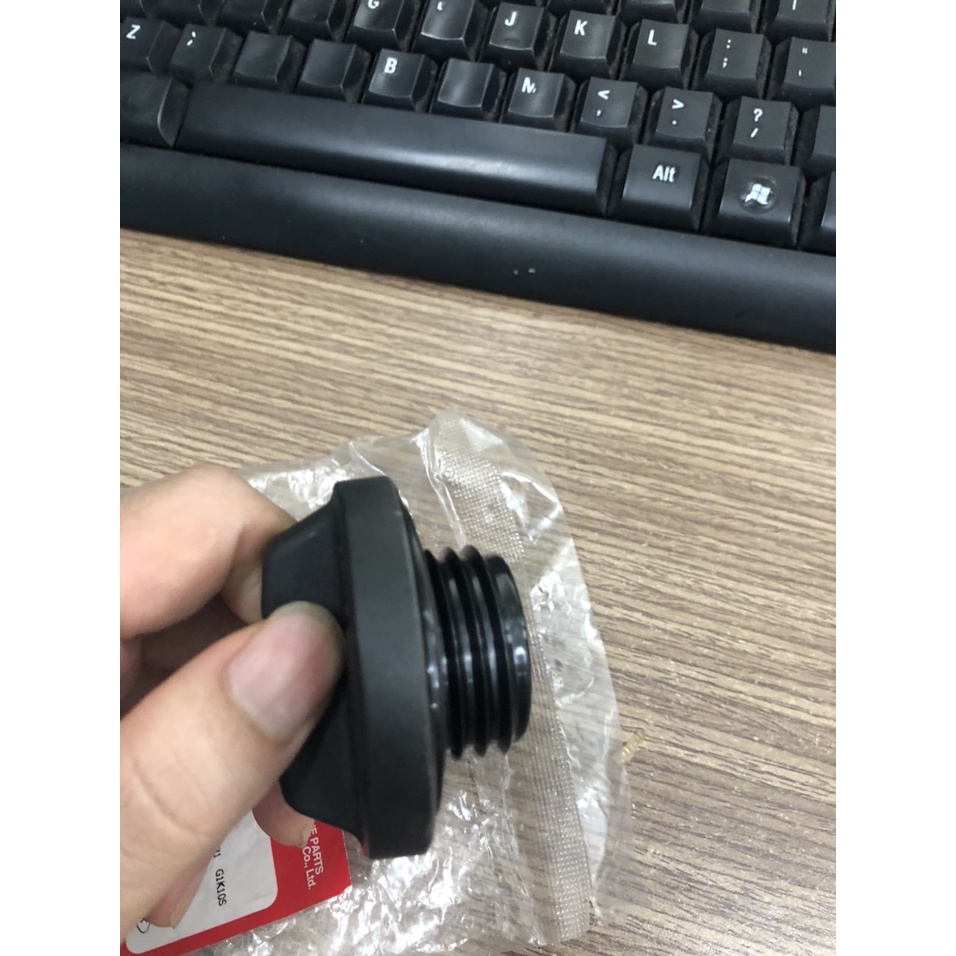 Nắp đổ dầu máy Honda