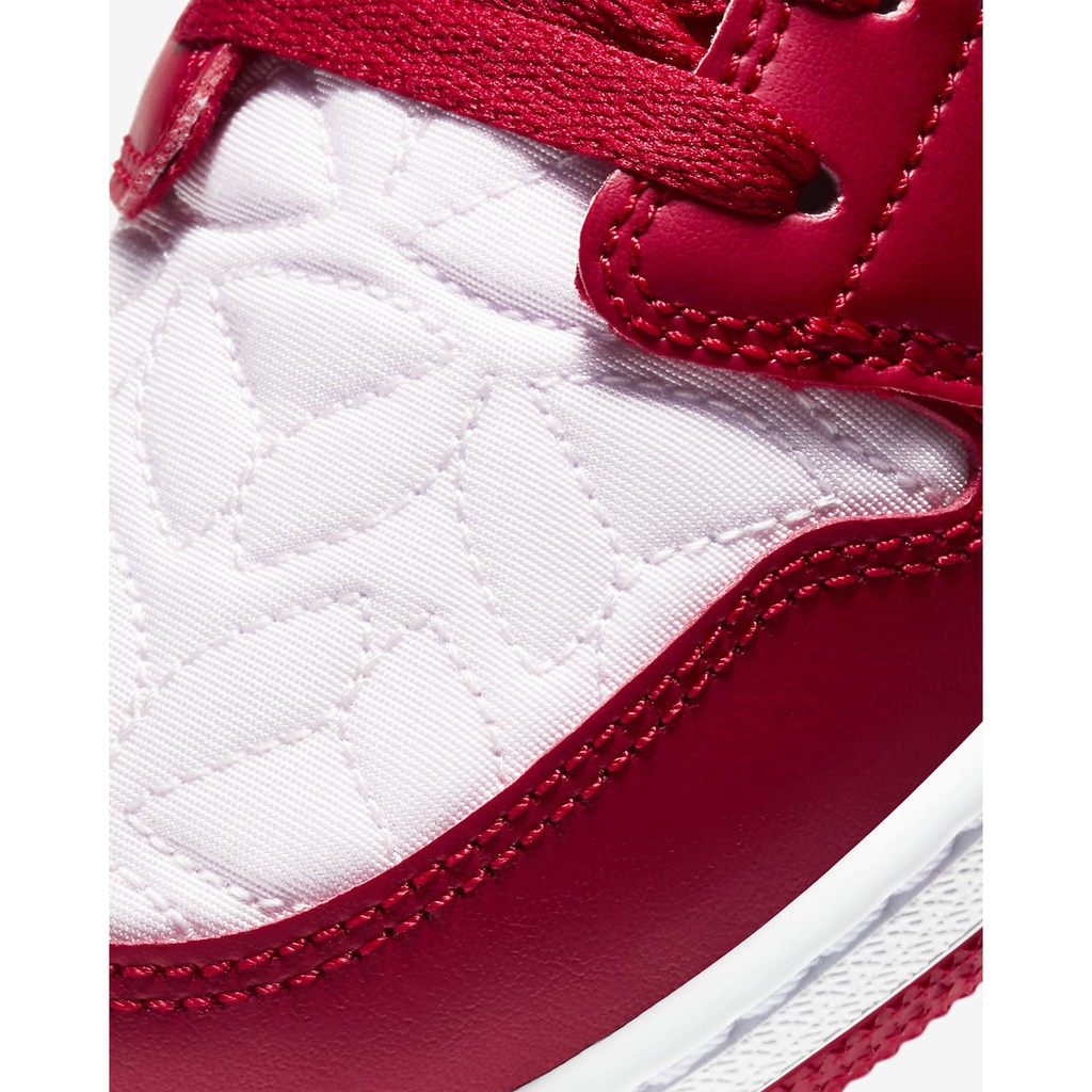 Giày Nike Air Jordan 1 Low SE Big Kids' shoe giày bóng rỗ cho trẻ em phiên bản giới hạn - size 4Y