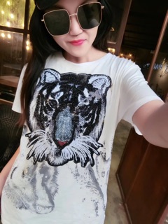 Áo lỡ mặt hổ